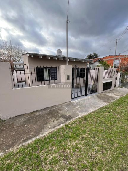 Casa en Alquiler en Almirante Brown, G.B.A. Zona Sur