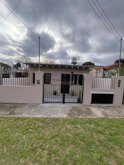 Casa en Alquiler en Almirante Brown, G.B.A. Zona Sur