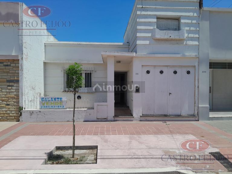 Casa en Venta en Chivilcoy, Buenos Aires Interior