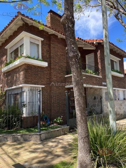 Casa en Venta en Vicente Lopez, G.B.A. Zona Norte