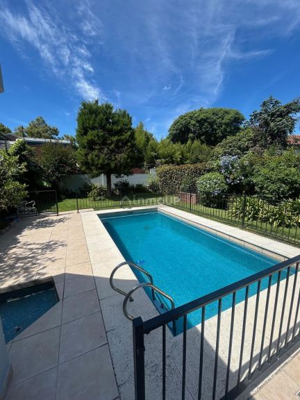 Casa en Alquiler en Vicente Lopez, G.B.A. Zona Norte