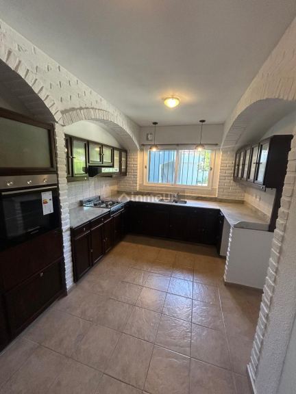 Casa en Alquiler en Vicente Lopez, G.B.A. Zona Norte
