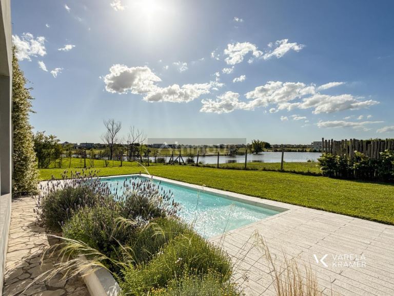 Casa en Venta en Escobar, G.B.A. Zona Norte