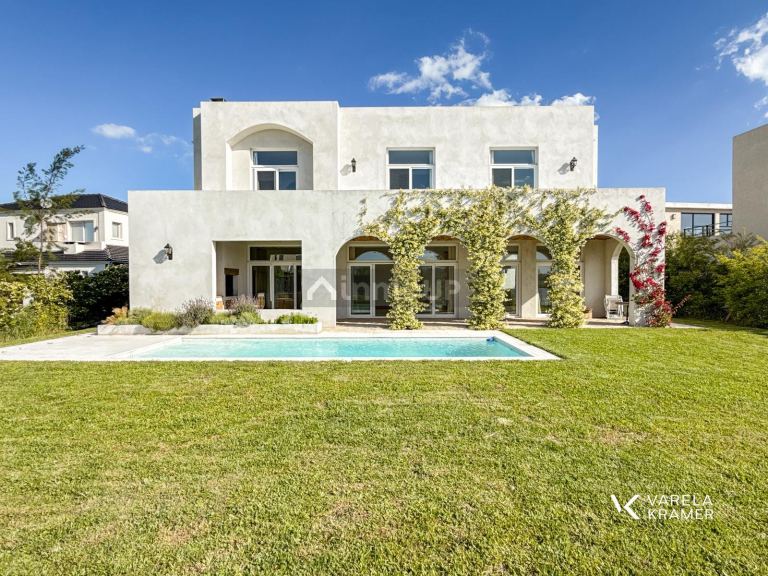 Casa en Venta en Escobar, G.B.A. Zona Norte