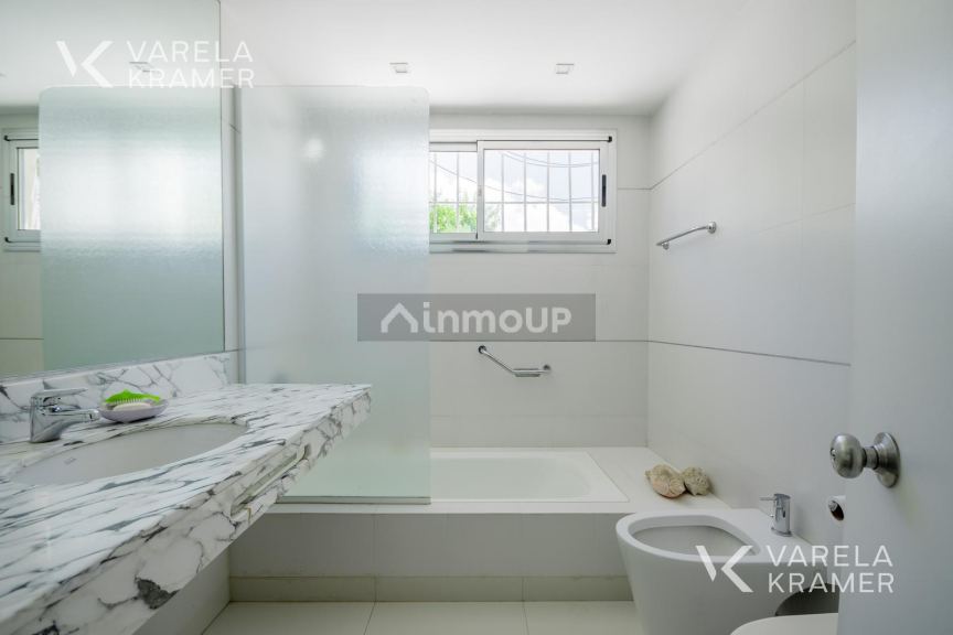 Casa en Venta en Vicente Lopez, G.B.A. Zona Norte