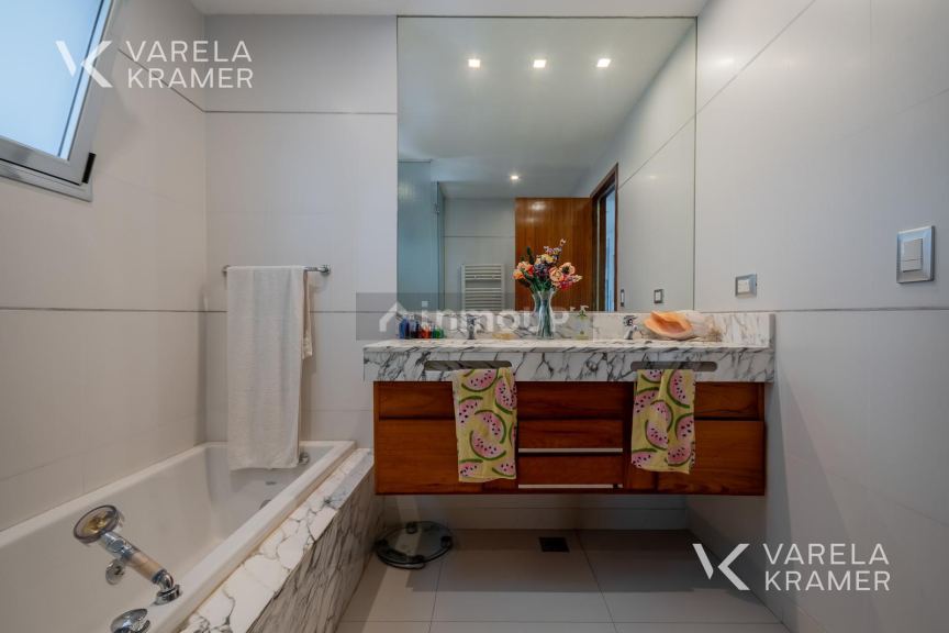 Casa en Venta en Vicente Lopez, G.B.A. Zona Norte