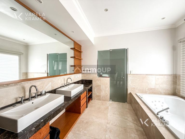 Casa en Alquiler en Pilar, G.B.A. Zona Norte
