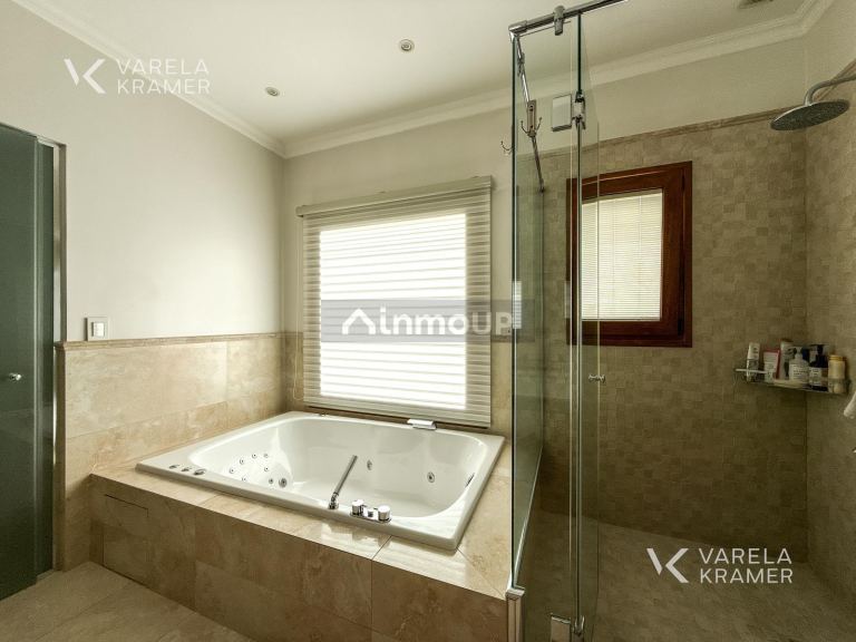 Casa en Alquiler en Pilar, G.B.A. Zona Norte