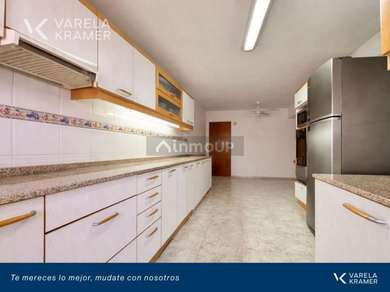 Departamento en Alquiler en San Isidro, G.B.A. Zona Norte