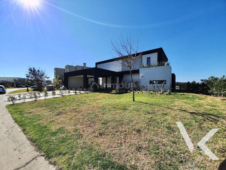 Casa en Venta en Escobar, G.B.A. Zona Norte
