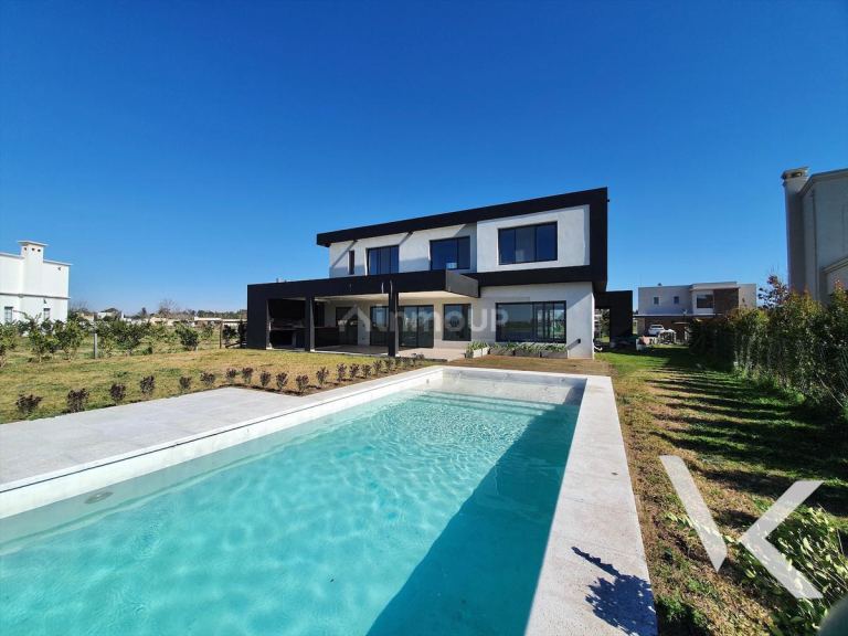 Casa en Venta en Escobar, G.B.A. Zona Norte