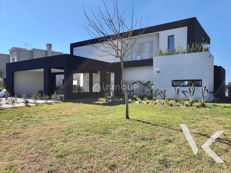 Casa en Venta en Escobar, G.B.A. Zona Norte