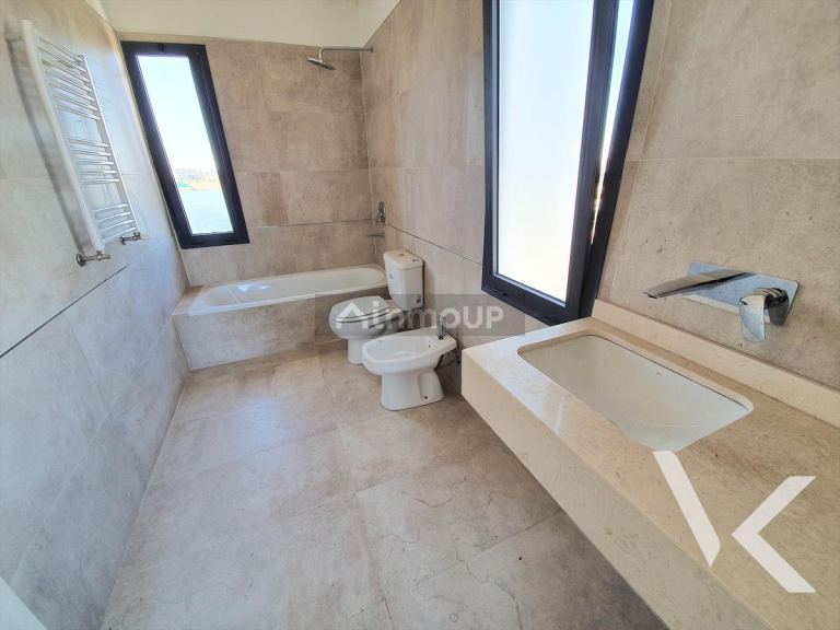 Casa en Venta en Escobar, G.B.A. Zona Norte