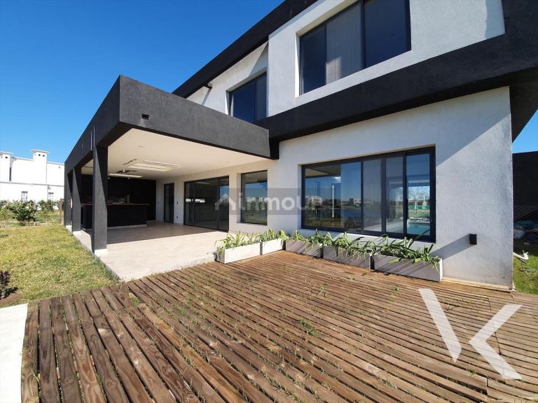 Casa en Venta en Escobar, G.B.A. Zona Norte