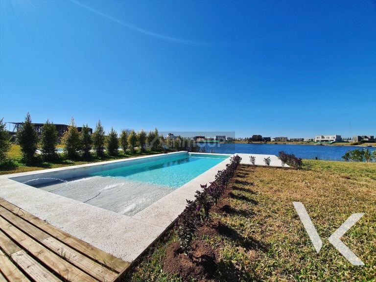 Casa en Venta en Escobar, G.B.A. Zona Norte