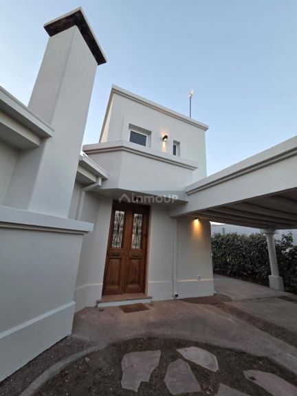Casa en Alquiler en Lujan de Cuyo, Mendoza
