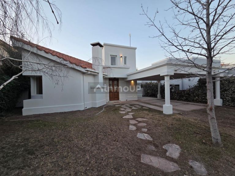Casa en Alquiler en Lujan de Cuyo, Mendoza