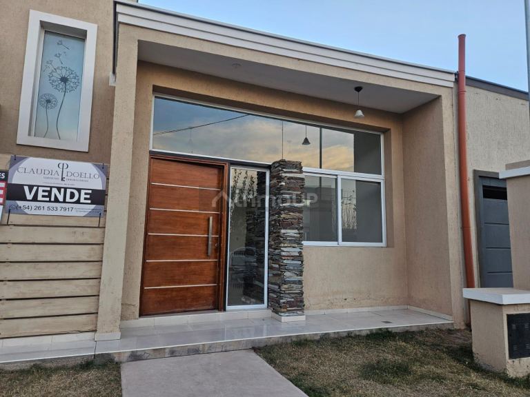 Casa en Venta en Maipu, Mendoza