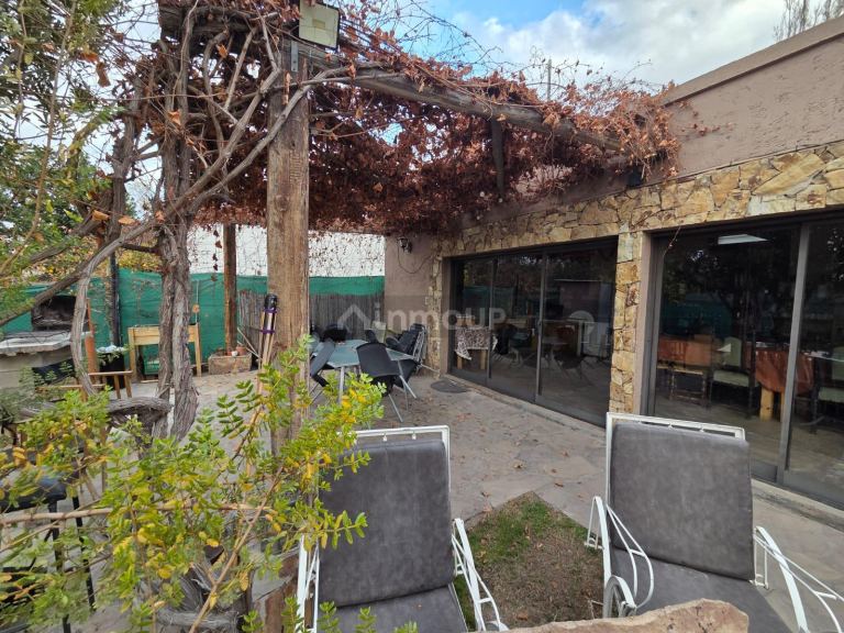 Casa en Venta en Guaymallen, Mendoza