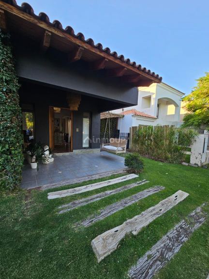 Casa en Venta en Maipu, Mendoza