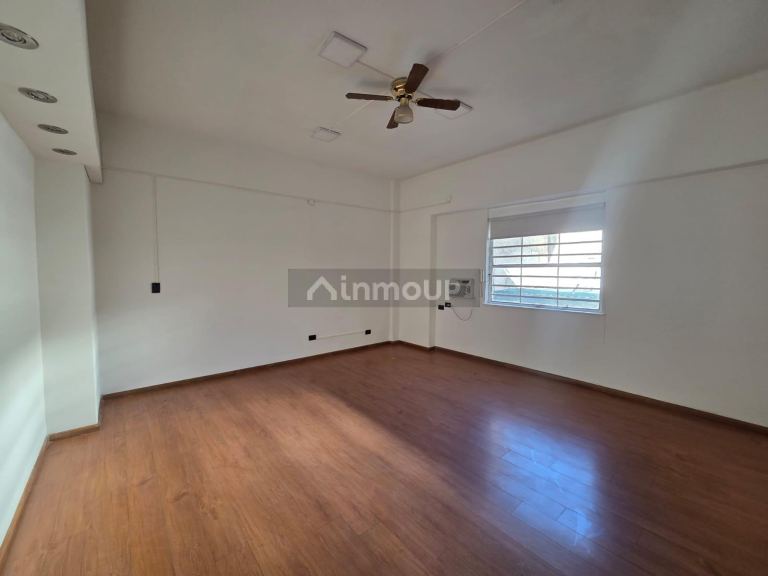 Oficina en Alquiler en Capital, Mendoza