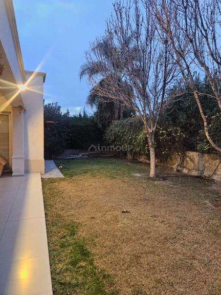 Casa en Alquiler en Capital, Mendoza