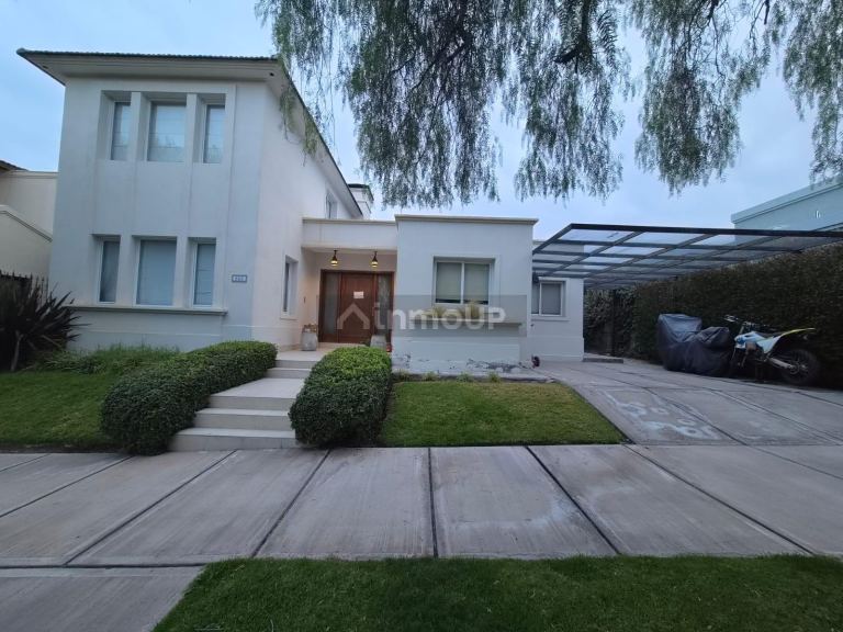 Casa en Alquiler en Capital, Mendoza