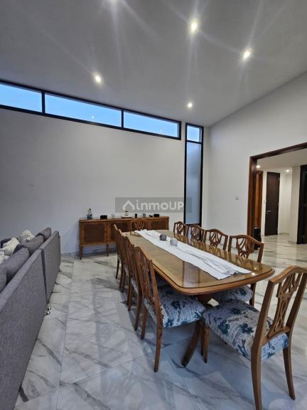 Casa en Venta en Maipu, Mendoza