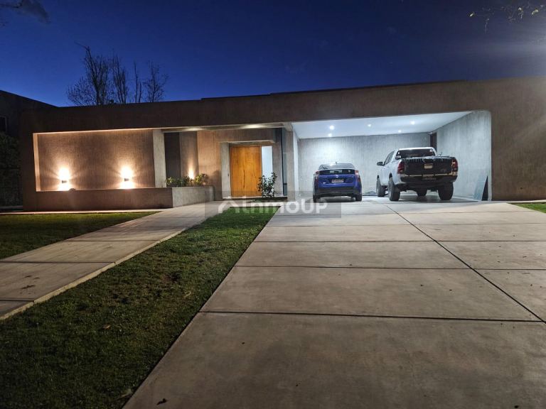 Casa en Venta en Maipu, Mendoza