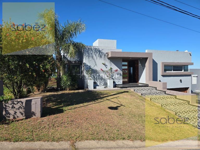 Casa en Venta en Colon, Cordoba