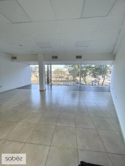 Local Comercial en Alquiler en Colon, Cordoba