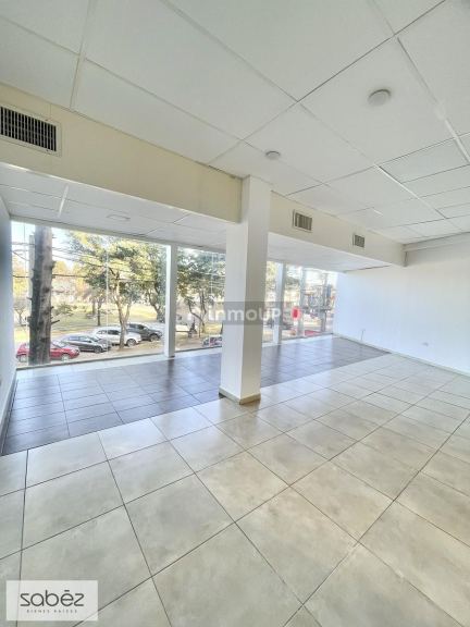 Local Comercial en Alquiler en Colon, Cordoba