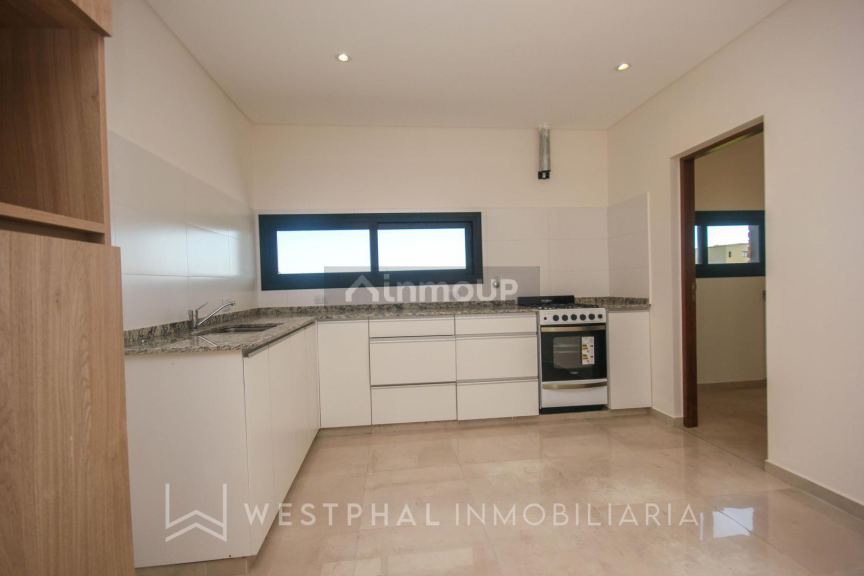 Casa en Alquiler en Yerba Buena, Tucuman