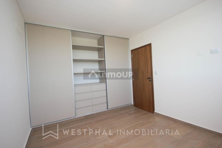 Casa en Alquiler en Yerba Buena, Tucuman