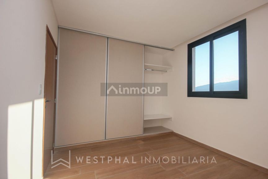 Casa en Alquiler en Yerba Buena, Tucuman