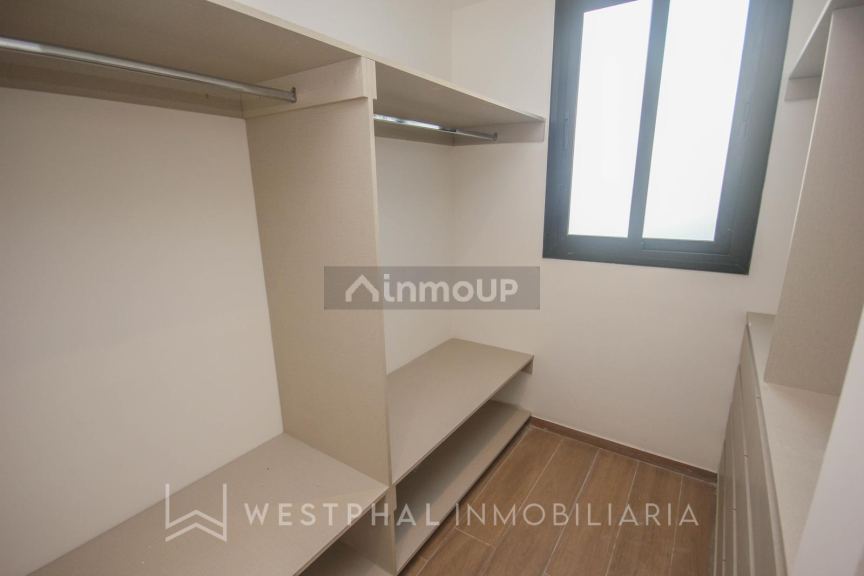 Casa en Alquiler en Yerba Buena, Tucuman
