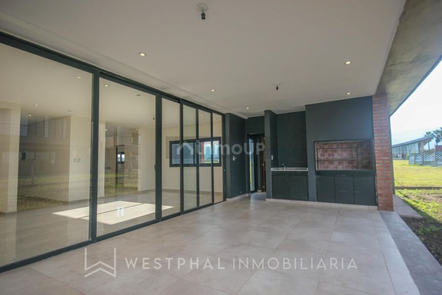 Casa en Alquiler en Yerba Buena, Tucuman