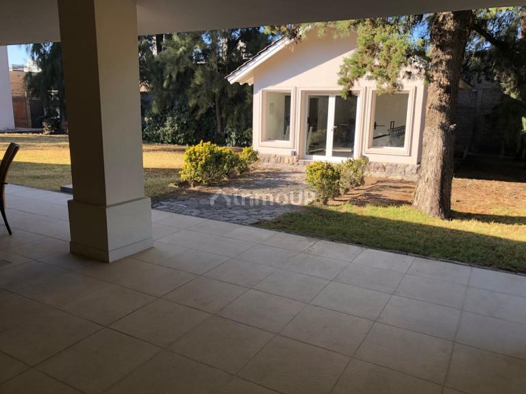 Chalet en Alquiler en Guaymallen, Mendoza