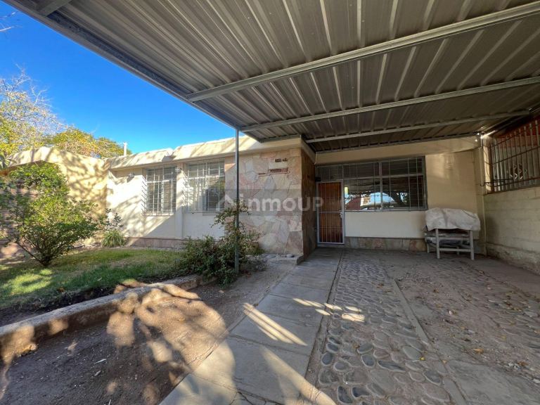 Casa en Alquiler en Guaymallen, Mendoza