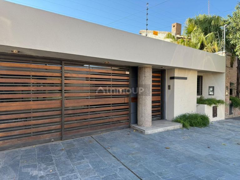 Casa en Venta en Capital, Mendoza
