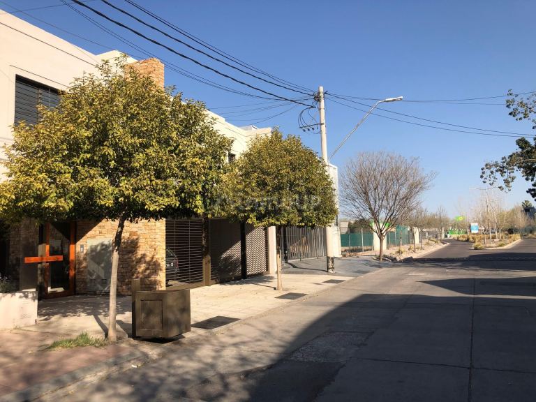 Departamento en Alquiler en Capital, Mendoza