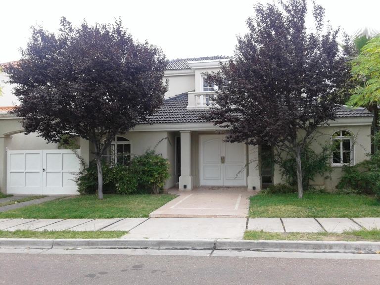 Casa en Alquiler en Godoy Cruz, Mendoza