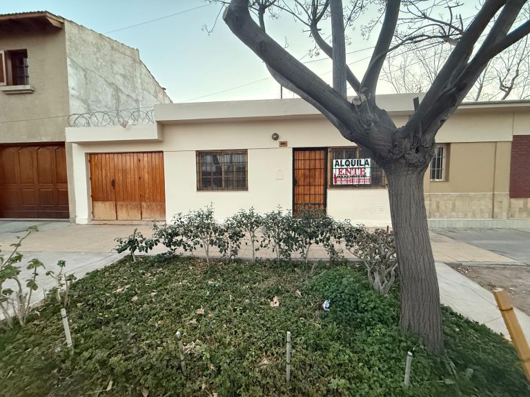 Casa en Alquiler en Godoy Cruz, Mendoza