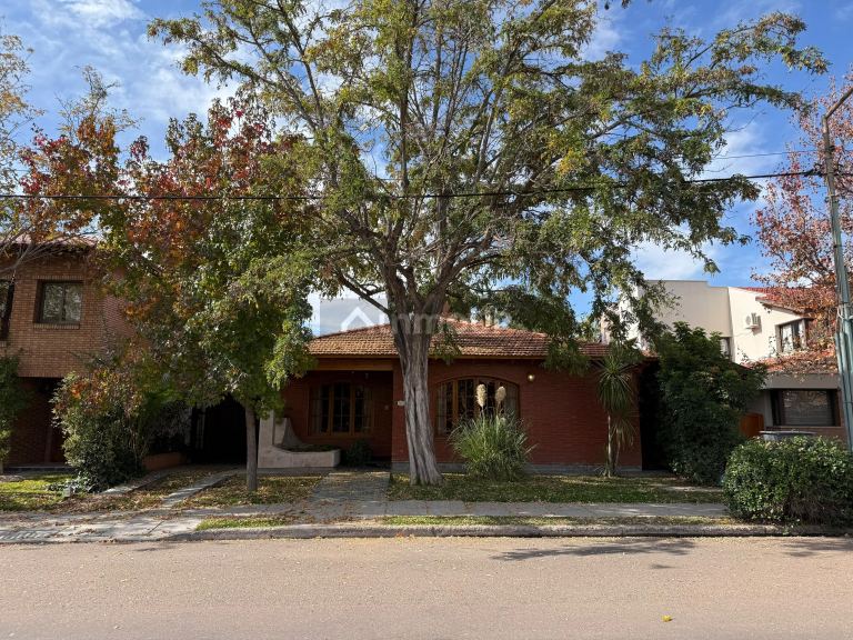 Casa en Venta en Godoy Cruz, Mendoza