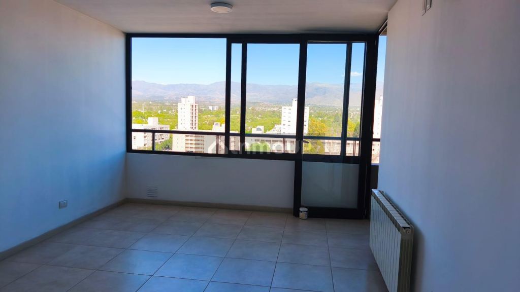 Departamento en Alquiler en Capital, Mendoza