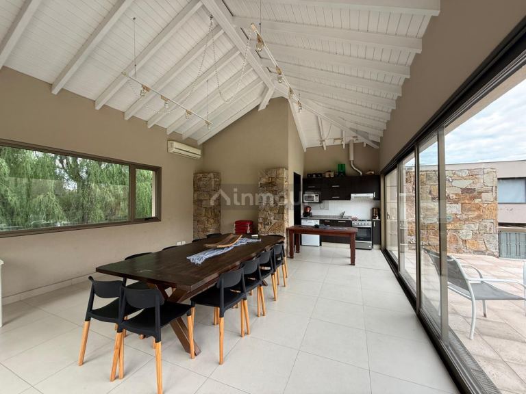 Casa en Venta en Capital, Mendoza