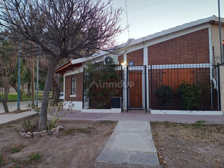 Casa en Alquiler en Godoy Cruz, Mendoza