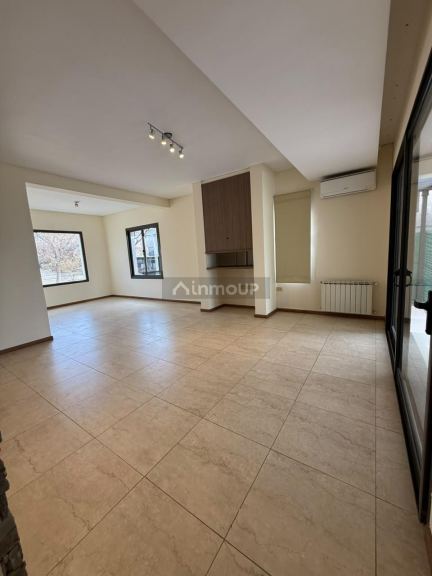 Casa en Alquiler en Godoy Cruz, Mendoza