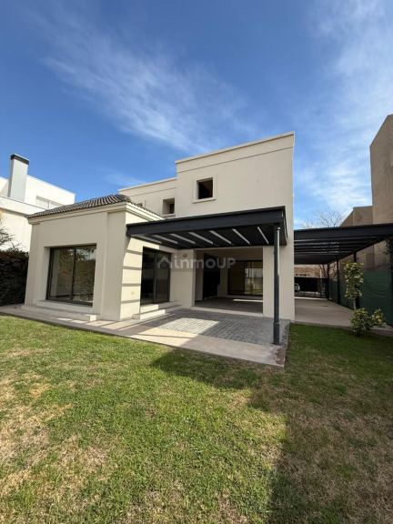 Casa en Alquiler en Godoy Cruz, Mendoza