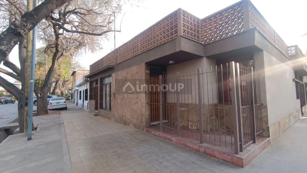 Casa en Alquiler en Capital, Mendoza